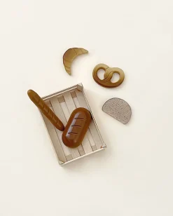 Assorted Baked Goods in Crate>Erzi New