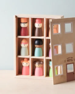 Happy Folk Hotel><noscript><img width=