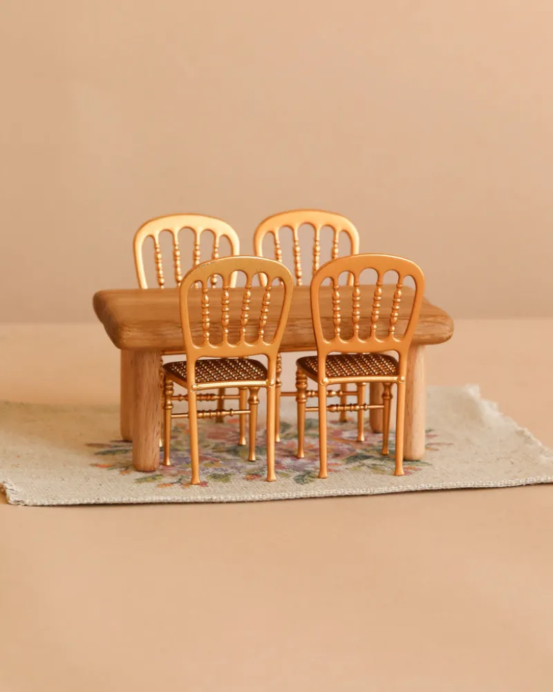 Dining Room Set>Maileg Hot
