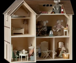 Farmhouse Dollhouse><noscript><img width=