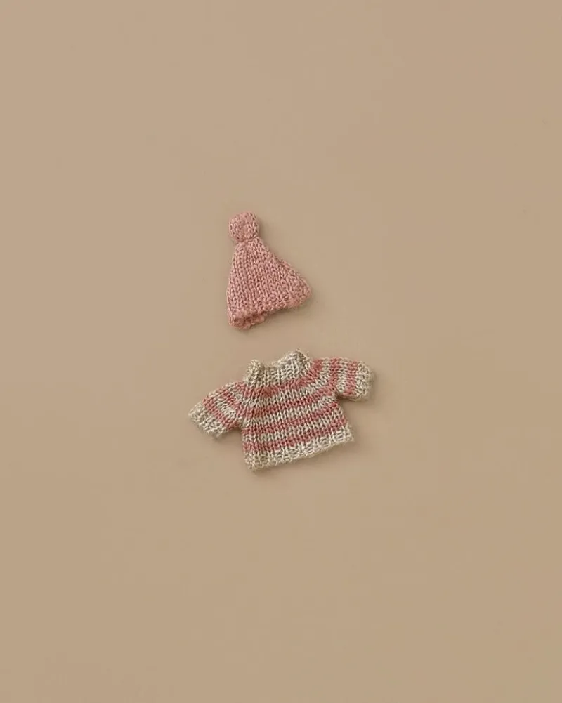 Knitted sweater and Hat for Big Sister Mouse>Maileg Sale