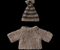 Knitted sweater and Hat for Big Brother Mouse><noscript><img width=
