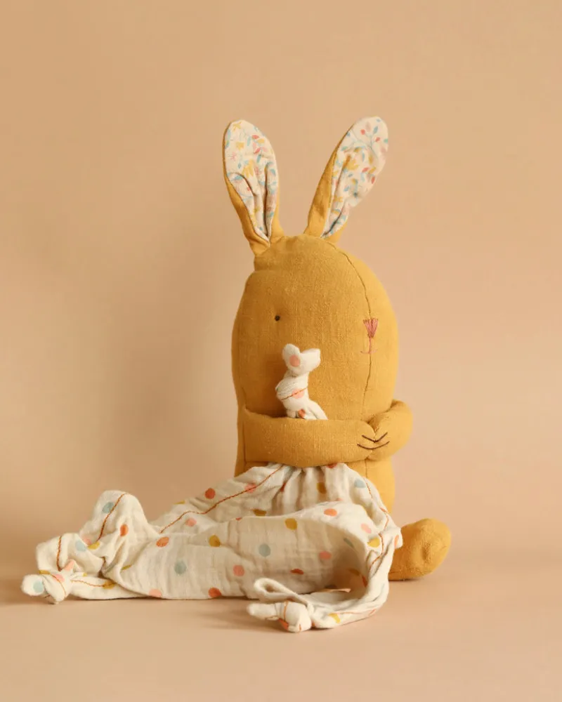 Lullaby Friends - Bunny - Dusty Yellow (Plays Music)>Maileg Outlet