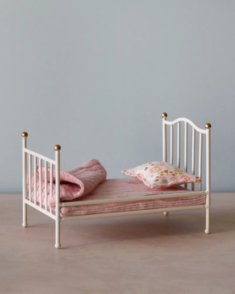 Vintage Bed, Mouse>Maileg Clearance