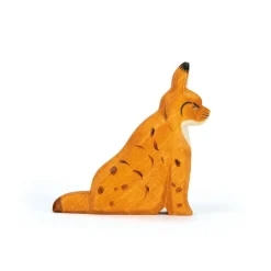 Lynx Sitting><noscript><img width=