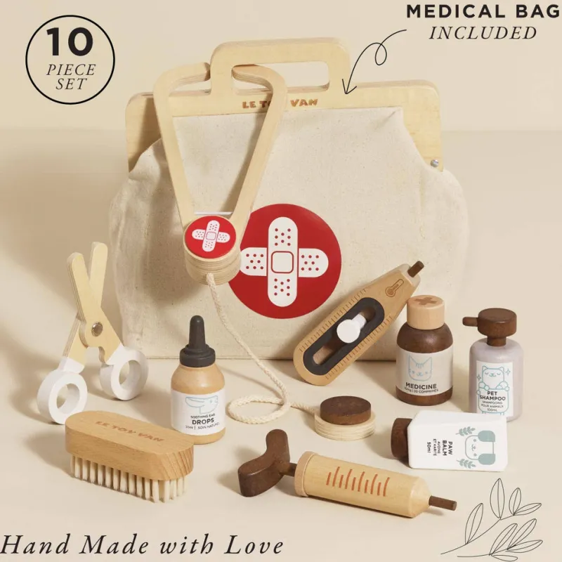 Pretend Play Animal Vet Set>Le Toy Van, Inc. Clearance