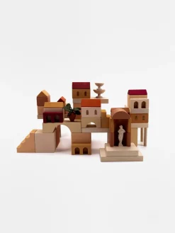 Italian Courtyard Blocks><noscript><img width=