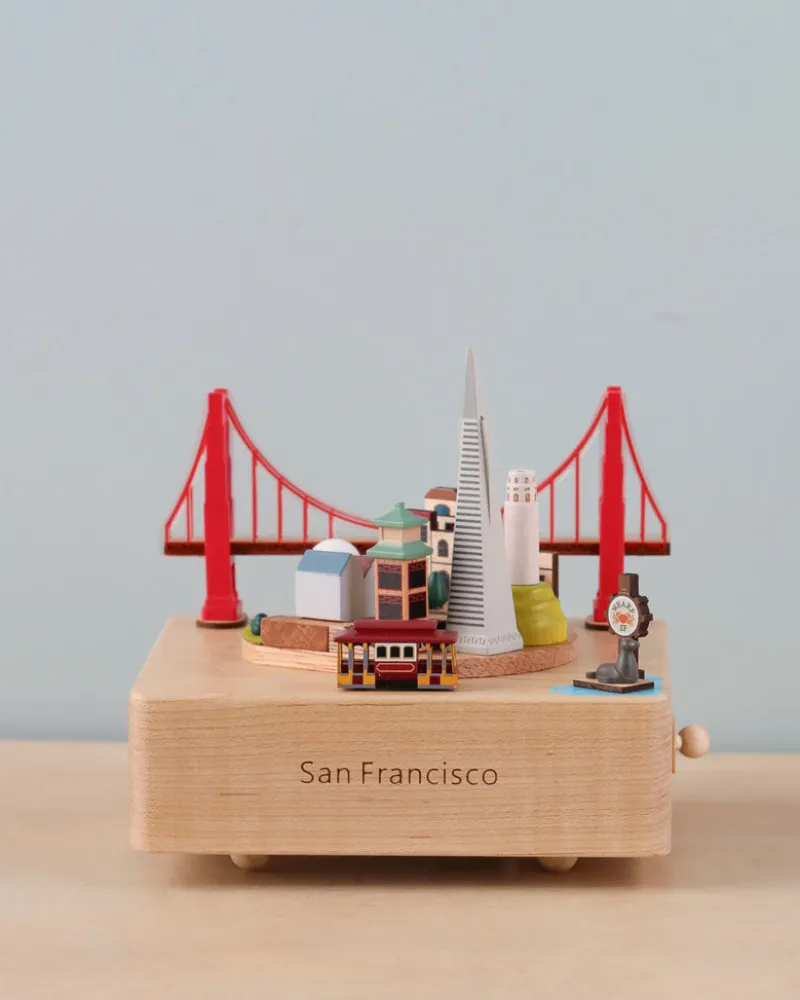 San Francisco Wooden Music Box>Wooderful Life New