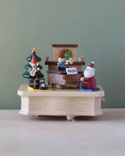 Santa's Christmas Concert Music Box>Wooderful Life Hot