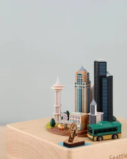 Seattle Wooden Music Box>Wooderful Life New