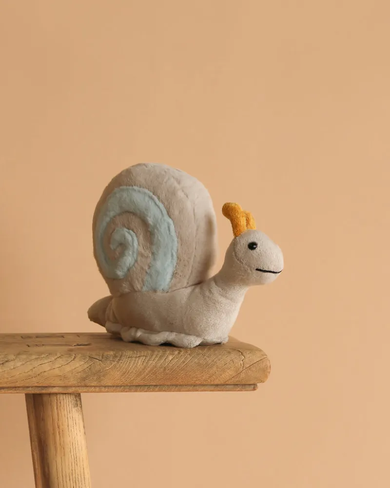 , Snaily Snail Stuffed Plush Animal, 8 Inches>Steiff Fashion