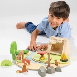 Wildlife Camping Playset><noscript><img width=