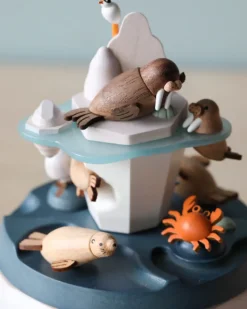 Wooden Arctic Music Box><noscript><img width=