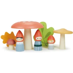 Woodland Gnome Family><noscript><img width=